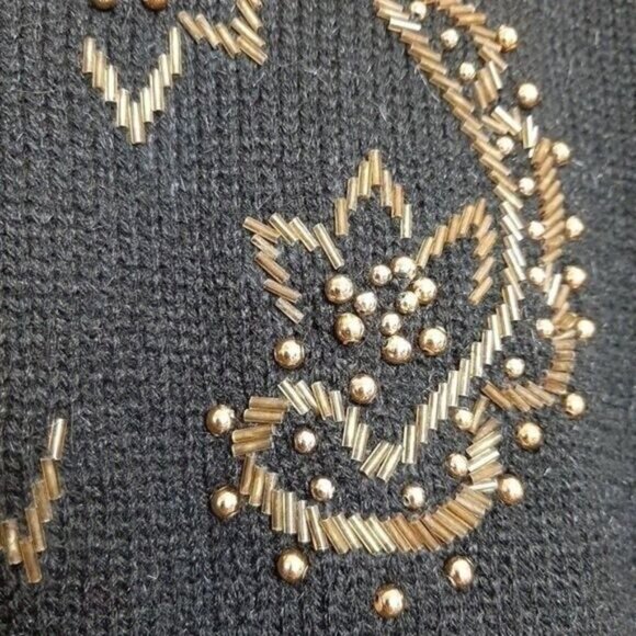 VINTAGE New w Tags Fuzzy Sweater Black Floral Embellished Sz L - Picture 5 of 8